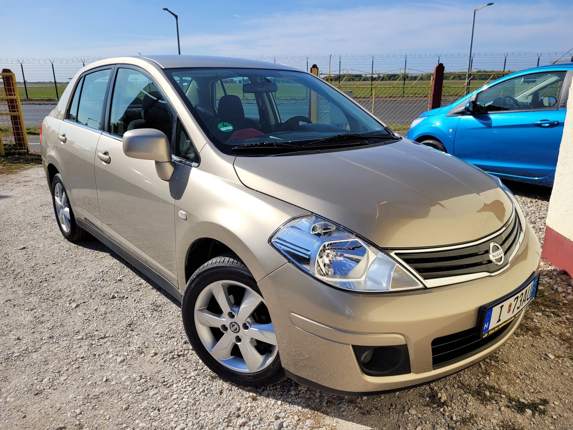 Nissan Tiida 1.8 Acenta